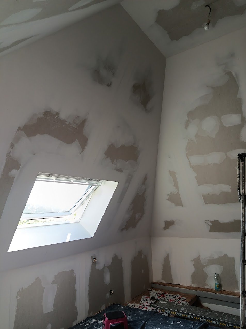 Travaux d’isolation intérieure et pose de plaques de plâtre par Entreprise Guyon